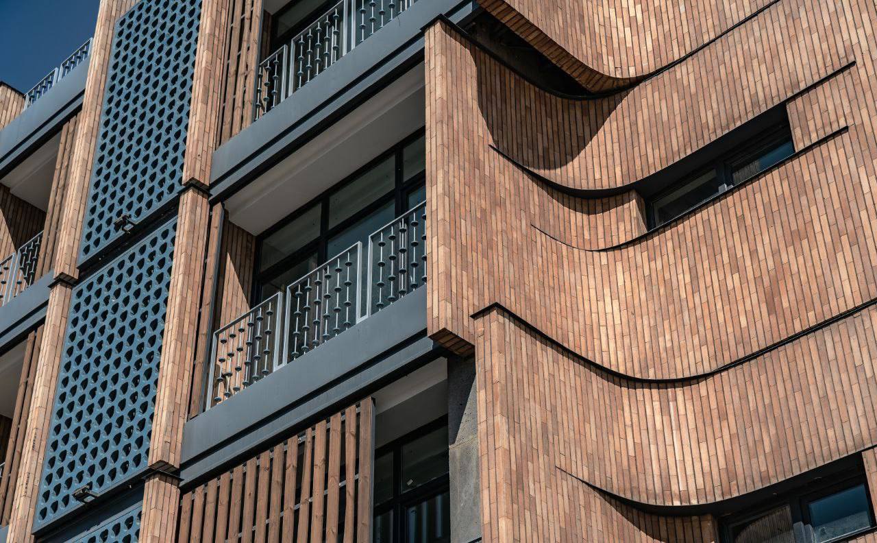 Building facade design with  Lattice pottery with glaze coating