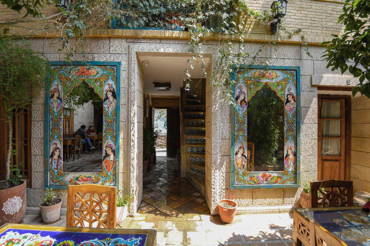 Renovation of traditional house (Jamshidiye mansion)